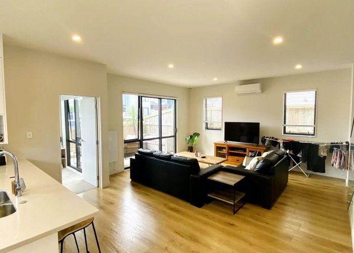  at 1a Thomas Rielly ave, Hobsonville, Waitakere City, Auckland