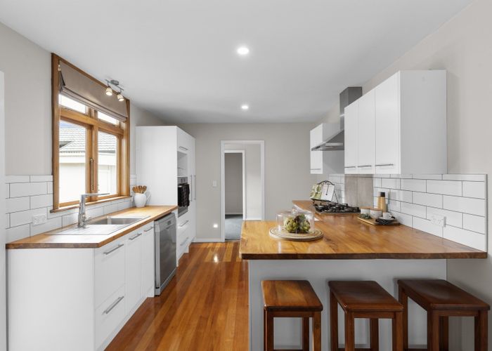  at 17 East Street, Terrace End, Palmerston North
