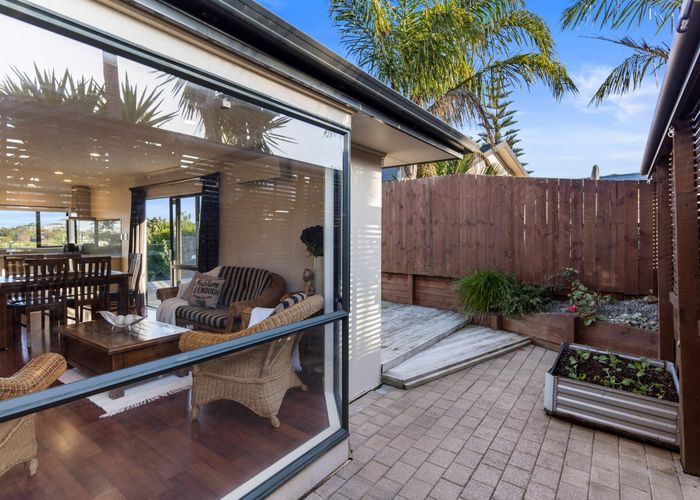  at 9 Coventry Way, Long Bay, Auckland