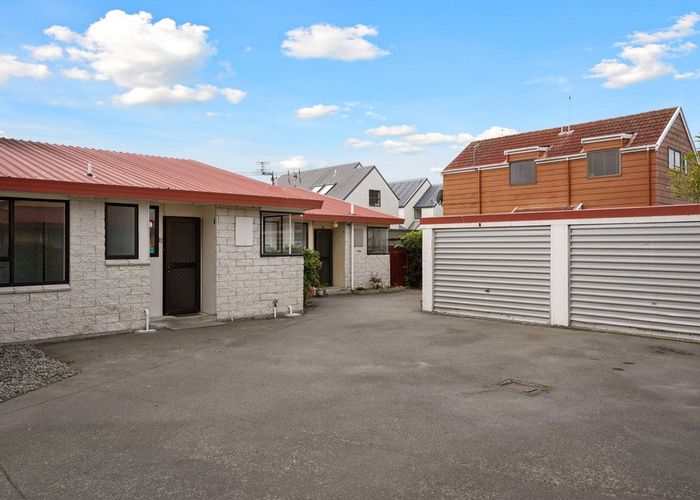  at 2/1 Convoy Street, New Brighton, Christchurch