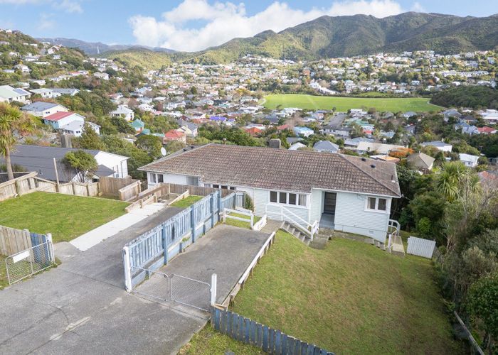 at 40 and 42 Victory Avenue, Karori, Wellington, Wellington