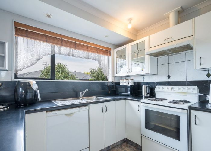  at 12 Paramu Place, Richmond