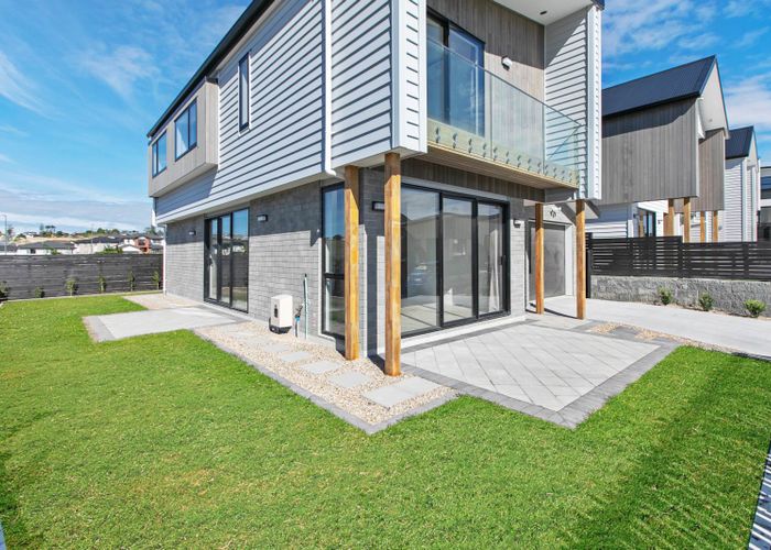  at 33C Westgate Drive, Westgate, Auckland