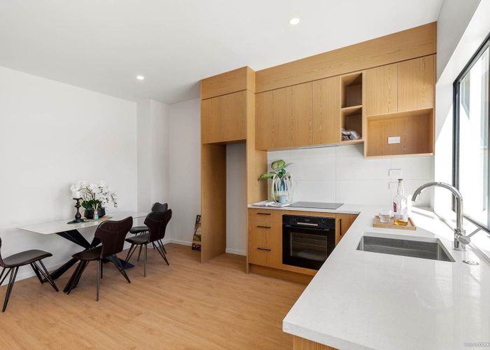  at 3/63A Hogans Road, Glenfield, North Shore City, Auckland