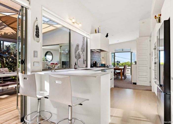 at 1/171 Riddell Road, Glendowie, Auckland