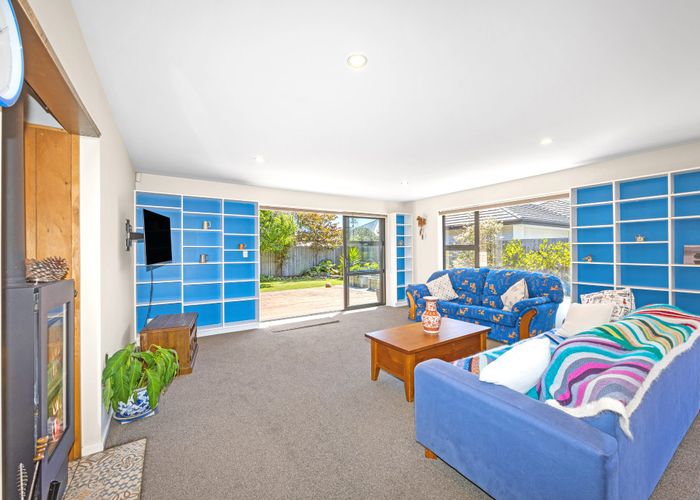  at 4 Cordelia Lane, Heathcote, Christchurch City, Canterbury