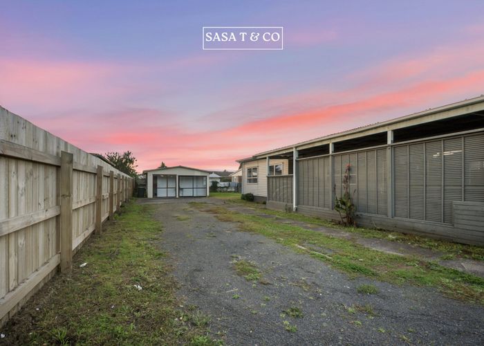  at 32 Idlewild Avenue, Mangere, Manukau City, Auckland