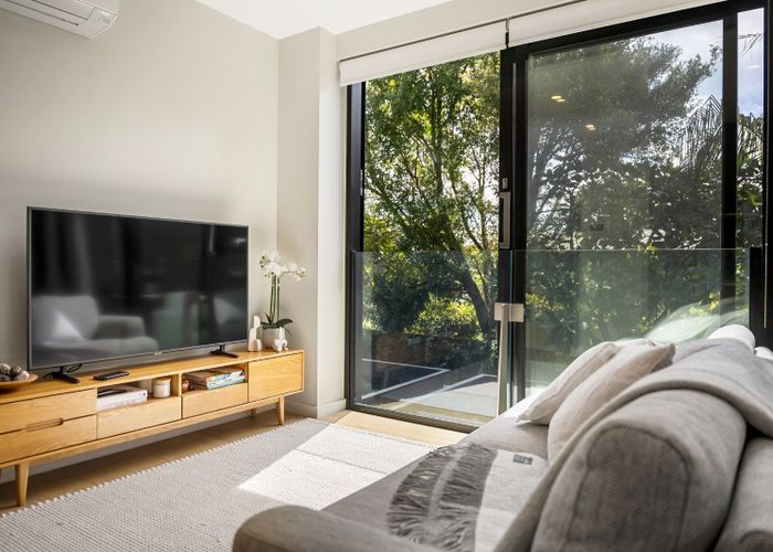  at 9/236 Kepa Road, Mission Bay, Auckland City, Auckland
