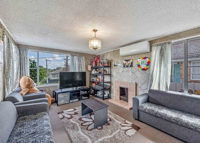  at 32 Rapson Road, Otara, Auckland