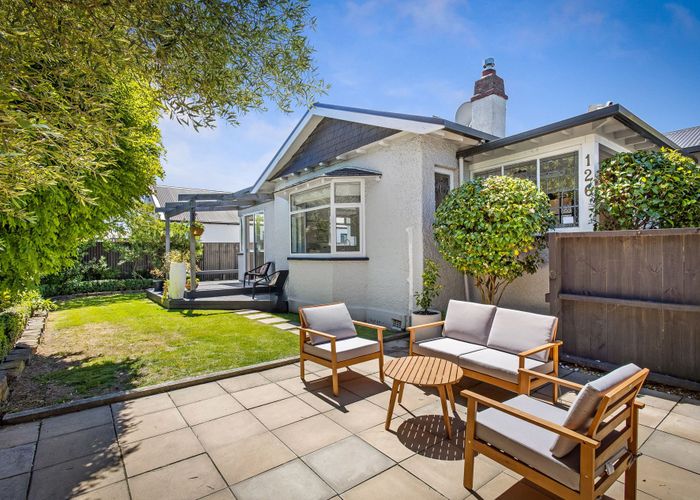  at 126 Hamilton Avenue, Ilam, Christchurch