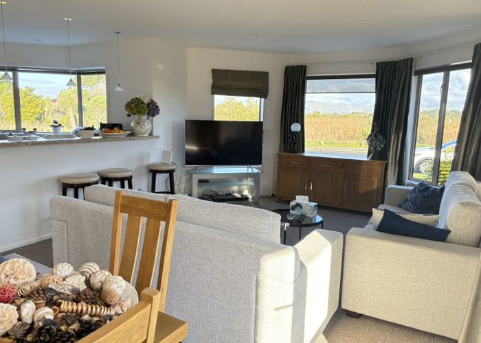  at 25 Kingsbridge Drive, Burwood, Christchurch City, Canterbury