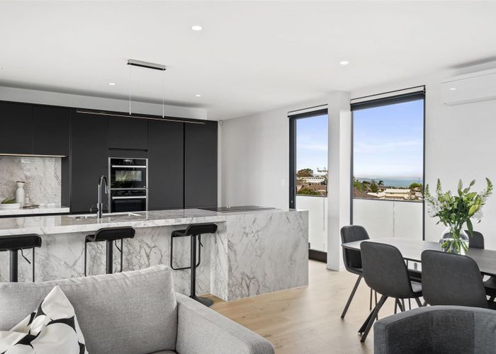  at 11A Montgomery Avenue, Rothesay Bay, Auckland