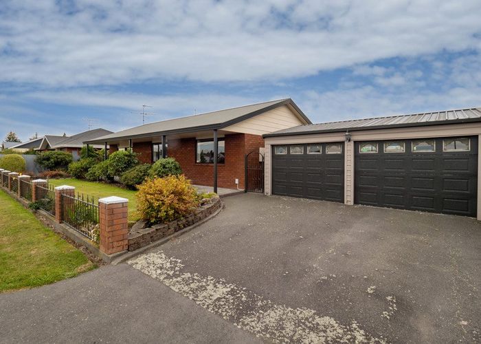  at 17 Manchester Street, Tinwald, Ashburton