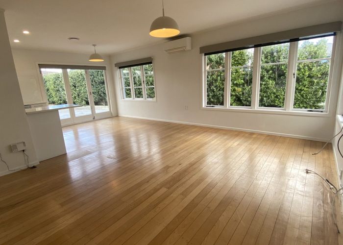  at 5 Brookfield Road, Te Atatu Peninsula, Waitakere City, Auckland