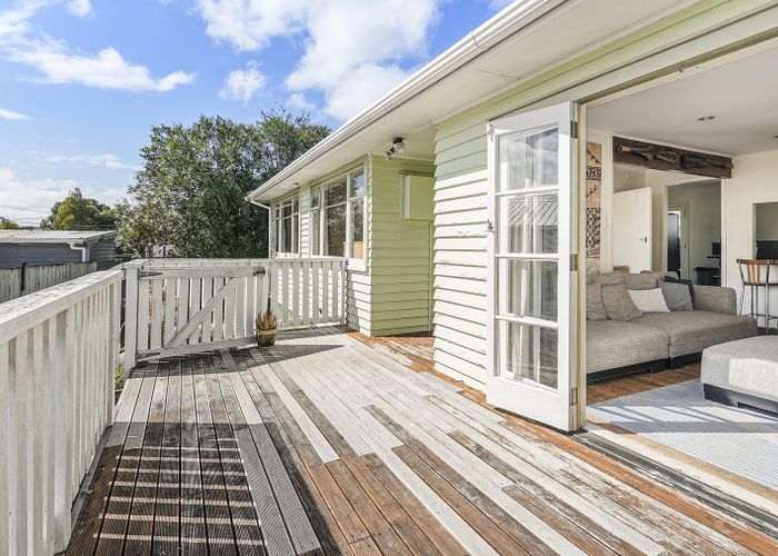  at 59 Sylvan Crescent, Te Atatu South, Waitakere City, Auckland