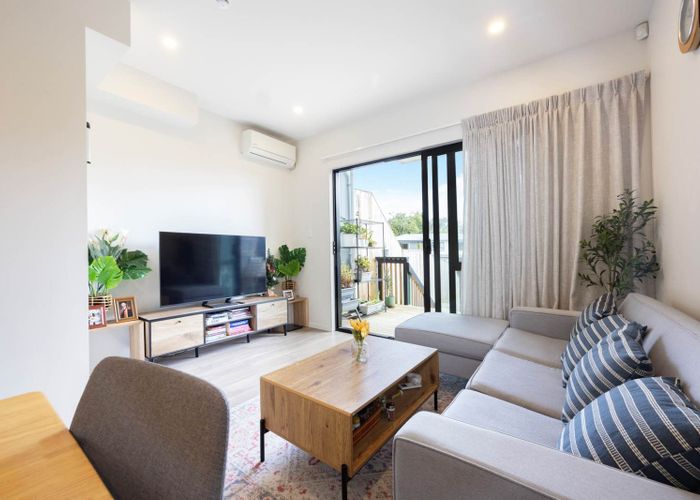  at 23  Morihana Close, Glen Eden, Waitakere City, Auckland