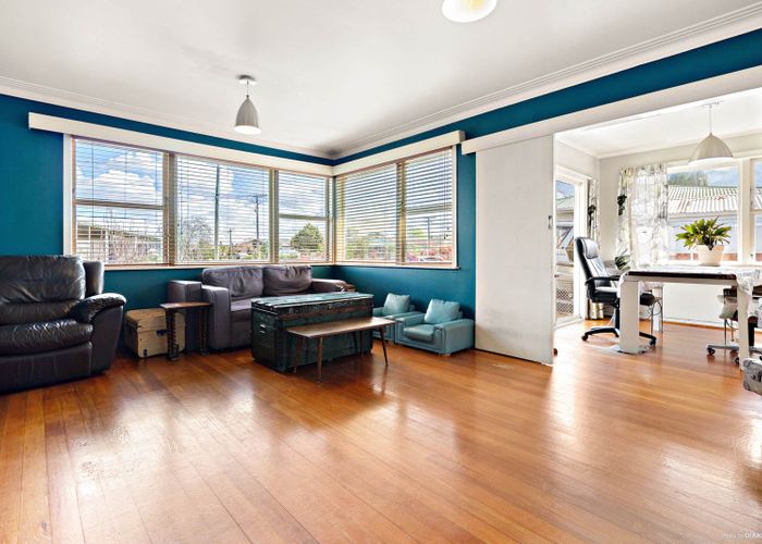  at 14 Cullinan Avenue, Mangere, Auckland