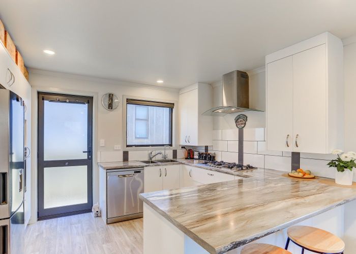  at 11A Ashton Terrace, Castlecliff, Whanganui