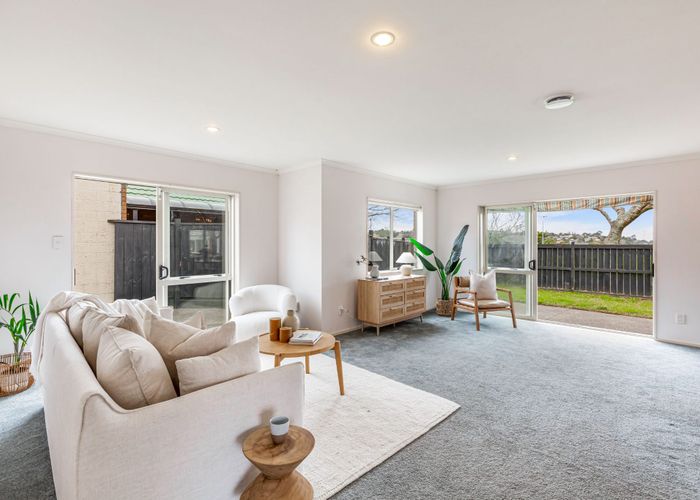  at 18 Drummond Drive, Ranui, Waitakere City, Auckland