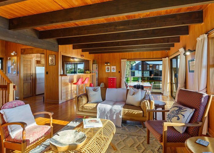  at 11 Waiheke Street, Waikanae Beach, Kapiti Coast, Wellington