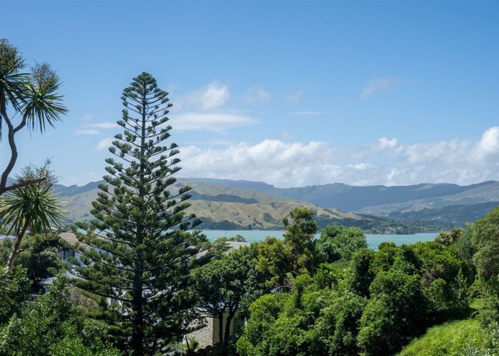  at 36 Oak Avenue, Paremata, Porirua