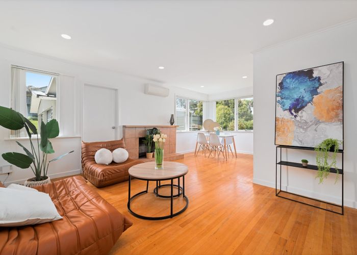  at 38 Lyttelton Avenue, Forrest Hill, Auckland