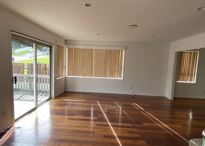  at 5 Kama Place, Sunnynook, North Shore City, Auckland