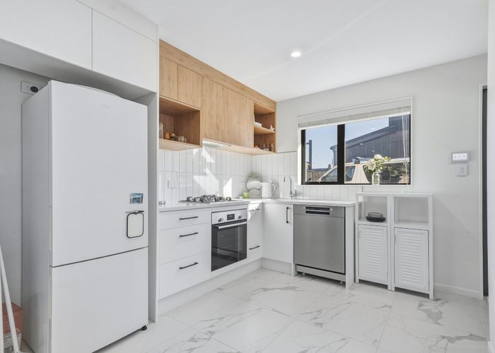  at 3B Tulloch Place, Conifer Grove, Papakura, Auckland