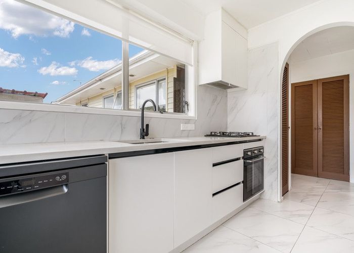  at 70 Walworth Avenue, Pakuranga Heights, Manukau City, Auckland