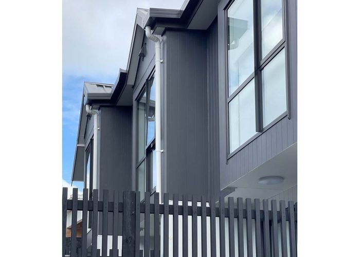  at 8/267 Great North Road, Henderson, Auckland