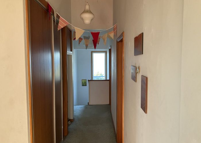  at 8 Hungerford Road, Lyall Bay, Wellington, Wellington