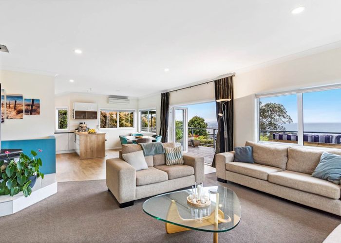  at 286 Whangaparaoa Road, Red Beach, Rodney, Auckland