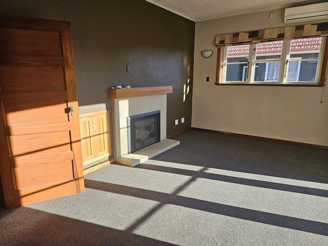  at 42 Frederick Street, Terrace End, Palmerston North, Manawatu / Whanganui