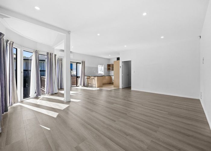  at 29 Banyan Drive, Totara Heights, Manukau City, Auckland