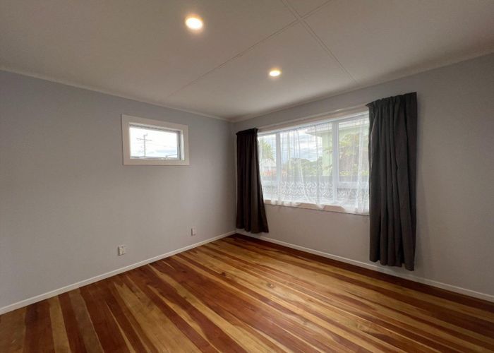 at 106 Karaka Street, Castlecliff, Whanganui