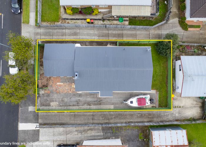  at 10 Ennis Avenue, Pakuranga Heights, Auckland