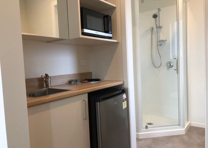  at 6/4 Hammond Street, Hamilton Central, Hamilton