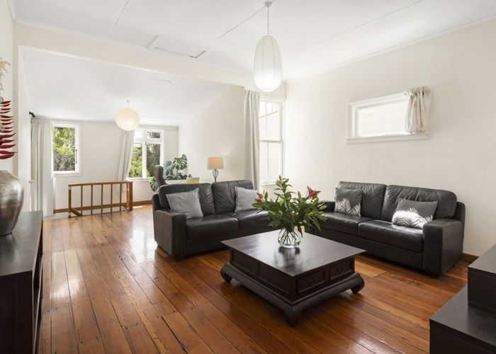  at 23 Moir Street, Mount Victoria, Wellington