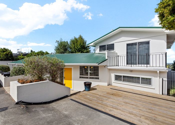  at 33 Simla Terrace, Hospital Hill, Napier, Hawke's Bay