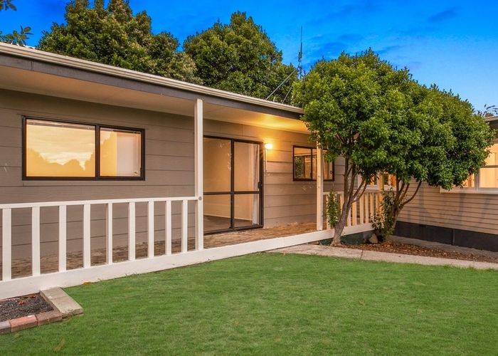  at 5 Rondorlyn Place, Manurewa, Manukau City, Auckland