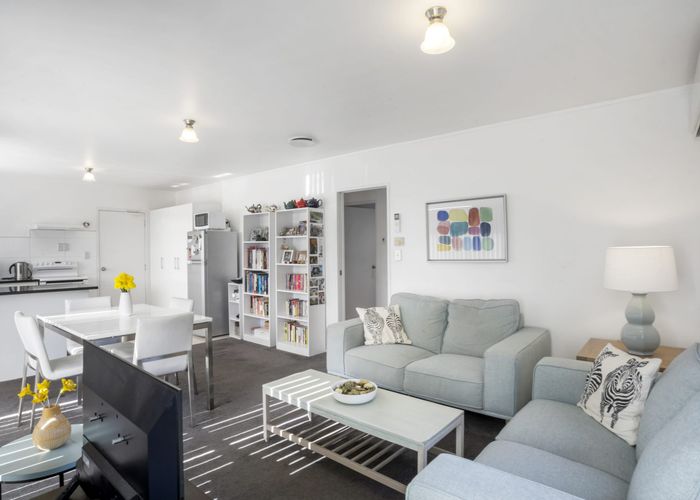  at 21/48 Water Street, Otahuhu, Auckland