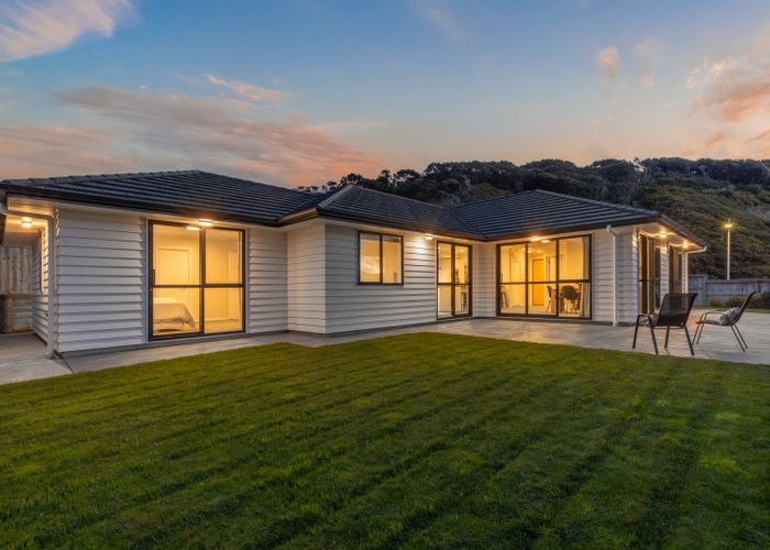  at 19 Schooner Drive, Whitby, Porirua, Wellington