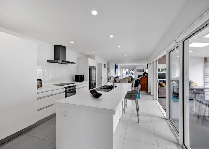  at 16 Egmont Street, Patea, South Taranaki, Taranaki