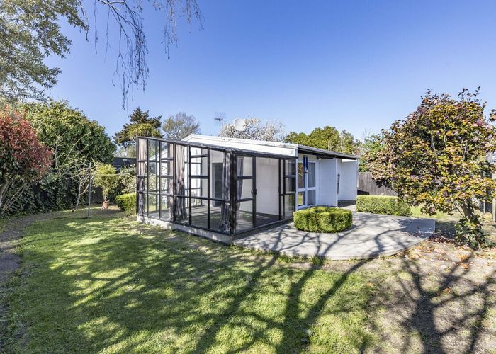  at 2/40A Bounty Street, Bryndwr, Christchurch City, Canterbury