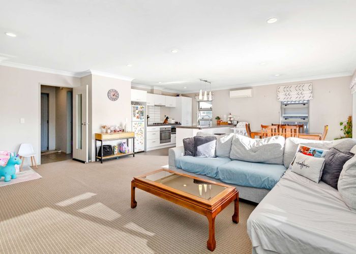  at 15 Speldhurst Grove, Stokes Valley, Lower Hutt, Wellington