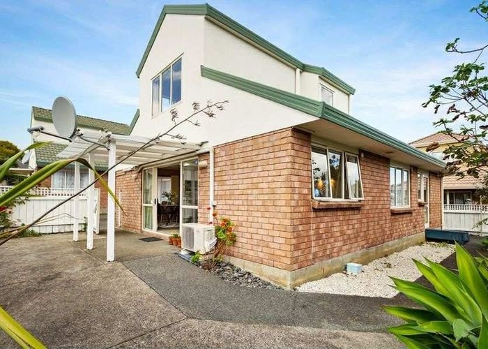  at 39A Central Park Drive, Te Atatu South, Waitakere City, Auckland