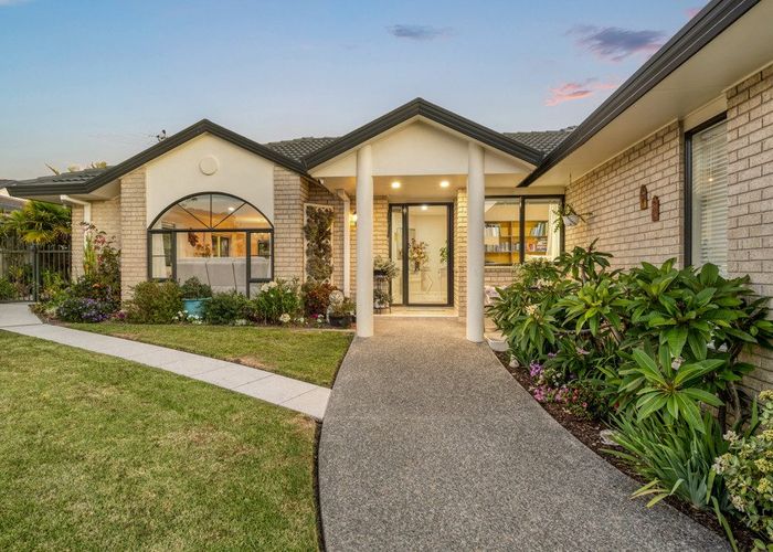  at 6 Fintona Place, Dannemora, Manukau City, Auckland