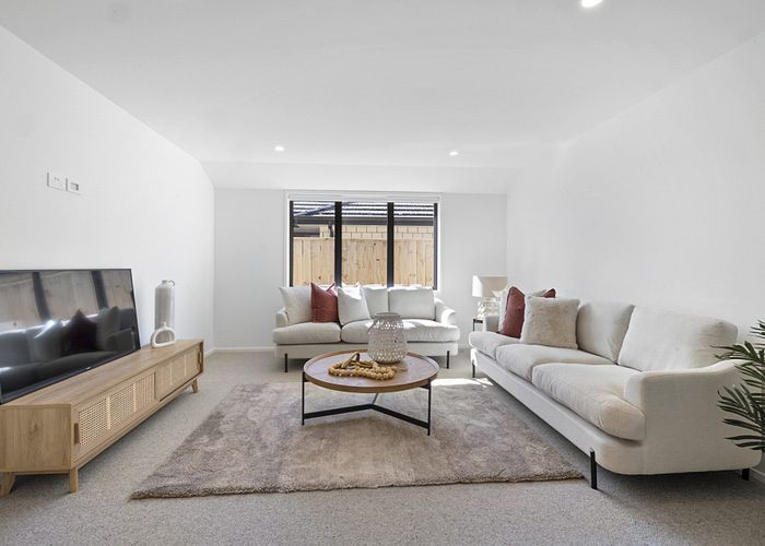  at 21c Portland Drive, Highlands Park, New Plymouth, Taranaki