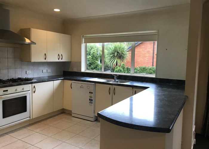  at 2/30 Liverpool Street, Epsom, Auckland City, Auckland