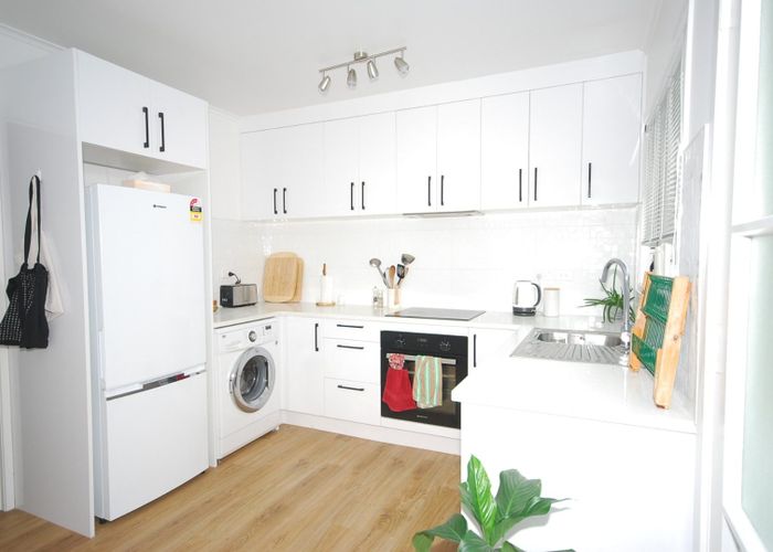  at 103a Landscape Rd, Mount Eden, Auckland City, Auckland